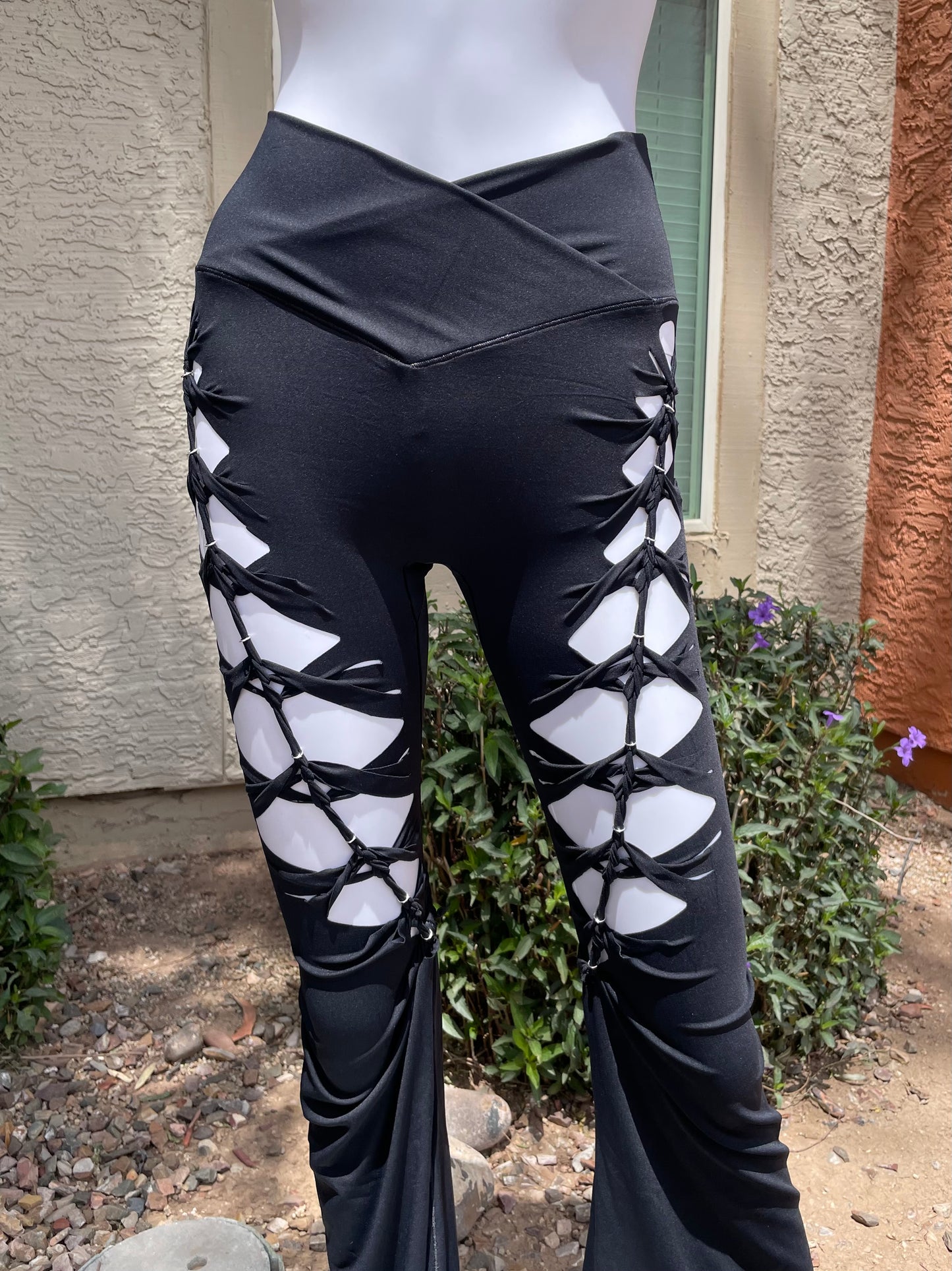 Black Luna Flared Yoga Pants (MADE TO ORDER)