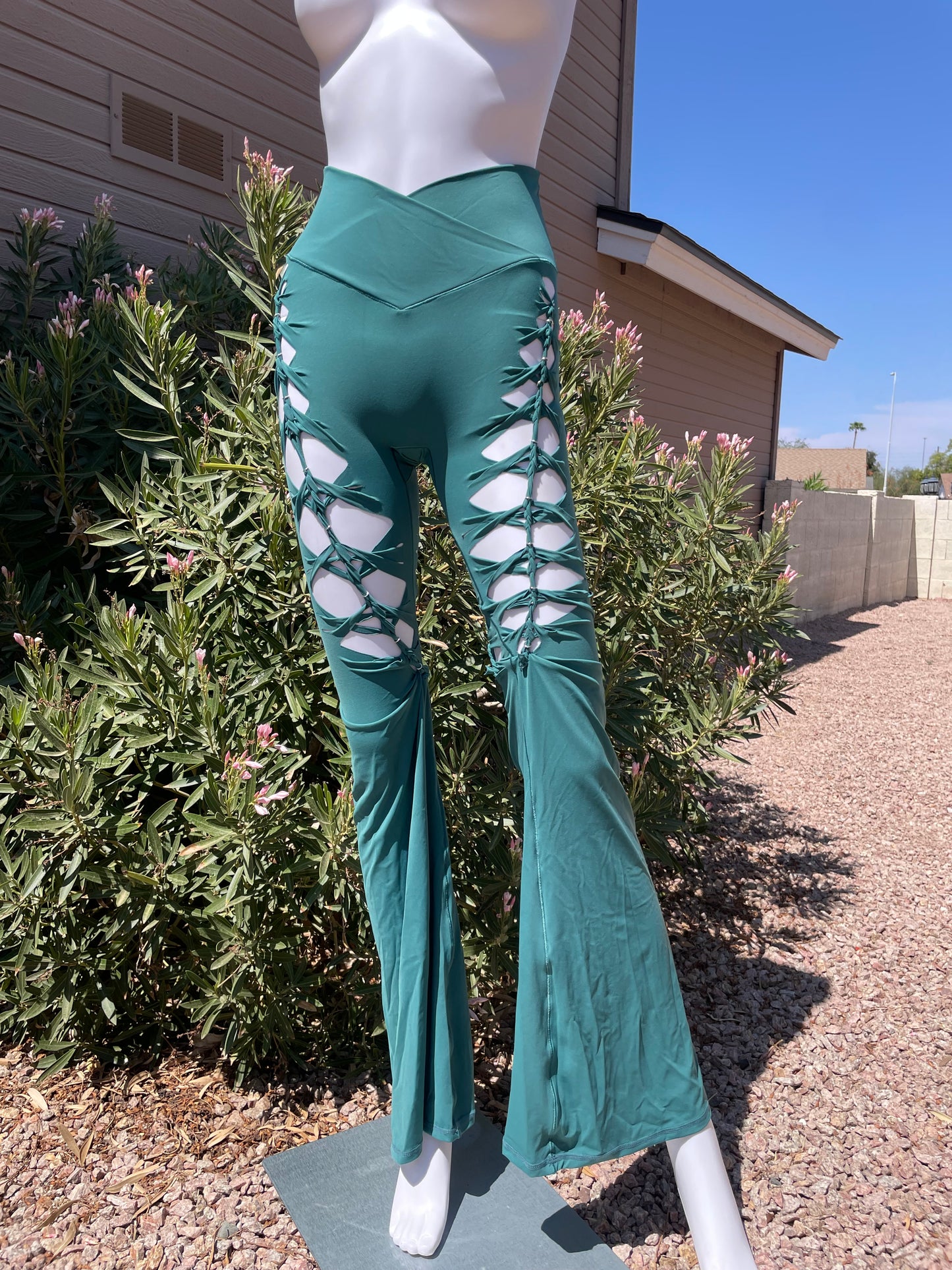 Jasper Green Luna Flared Pants (M, READY TO SHIP)