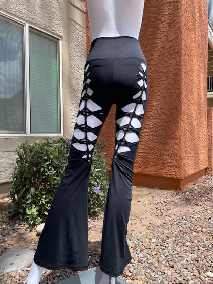 Black Luna Flared Yoga Pants (MADE TO ORDER)