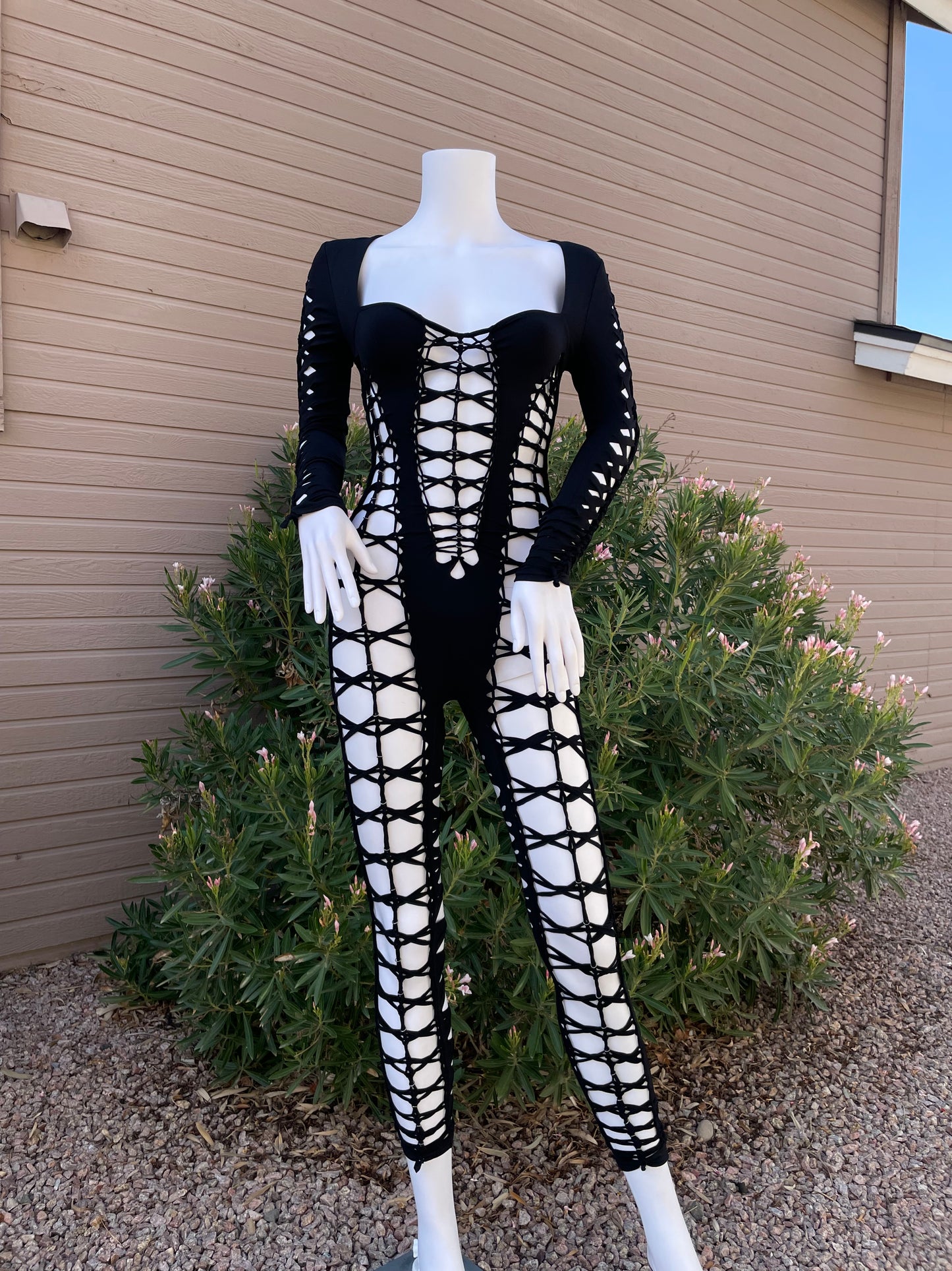 1 of 1 Flowsuit (M, READY TO SHIP)